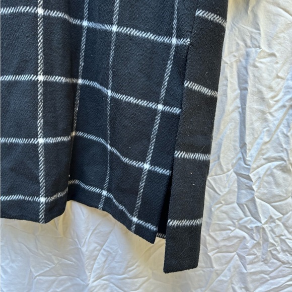 beautiful block pattern coat - Picture 3 of 5